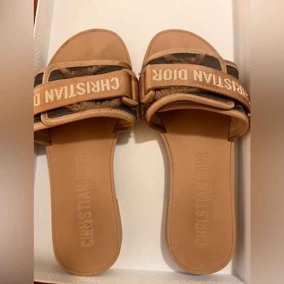 Preowned- 👡 Christian Dior Diorevolution Slide - Picture 5 of 15